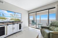 Edgewater 82- floor to ceiling glass doors - Bed and Breakfast Gulf Shores
