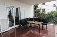 Apartamento con vistas y balcón