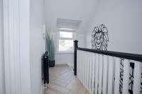 Ultra Stylish Apt set in an affluent location - Ferienwohnung