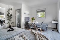 Vierbettzimmer mit Balkon