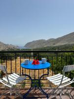 Taxiarchis - B&B Symi