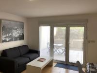 Joli Studio au calme mais proche gare et bus - B&B Luzarches