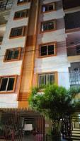 Celebration Apartment- Luxurious living Accommodation for families, just to temple and ganga ghat - B&B