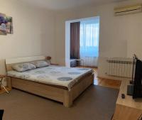 Квартира в центрі в новобудові Набережний квартал - Chambres d'hôtes Rivne