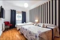 Dreibettzimmer mit Gemeinschaftsbad