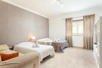 Dreibettzimmer mit Gemeinschaftsbad