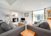 Two Buoys - B&B