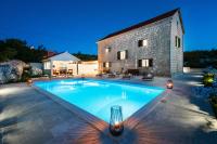Villa Sion peaceful villa with private pool and stunning mountain view - B&B Dubrava