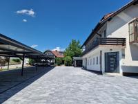 Pri štorklji - B&B