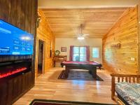 Dancing Bear - B&B Sevierville