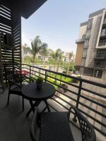 Property Sisters Deluxe double room apartment for Families and couples only in Madinaty B8 - Chambres d'hôtes Madinaty