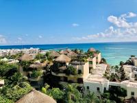 1 Block to Ocean Infinity Pool Views Modern 2BR - Ferienwohnung Playa del Carmen