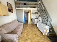 Studio avec cabine + mezzanine pour 4 pers, loggia, proche plage, parking privé - FR-1-702-65 - B&B Le Cap d'Agde