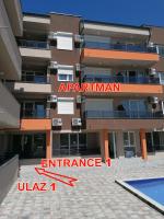 Kristi Lux NEW 1-bedroom apartment with Pool, Balcony and FREE Parking - Chambres d'hôtes Veliko Gradište