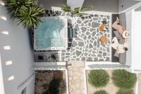 King Suite with Jacuzzi and Garden View