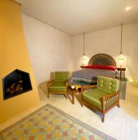 Deluxe King Suite