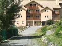 Apartamento de 2 dormitorios con vistas a la montaña
