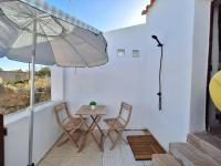 Typical house in Algarve 5m from beach - B&B