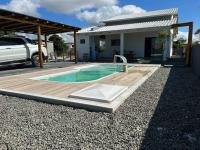 Casa alto padrão e piscina privativa em Guaratiba - B&B Prado