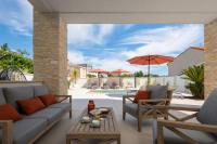 Villa La Thea LT Croatia - B&B Petrcane