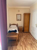 Comfort Triple Room with Shower