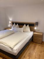 Superior One-Bedroom Apartment with Balcony