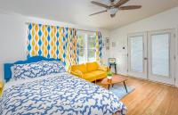 Retro Casita on the River! only 1 min to SNP gate! Riverfront with swimming - Chambres d'hôtes Three Rivers