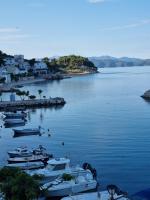 Apollo - Porat 4 Apartman - Ferienwohnung Drašnice