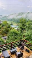 Small Bosnian House - B&B