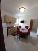 Appartement met 2 Slaapkamers en Uitzicht op Zee