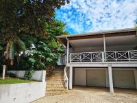 Spacious 4 Bedroom Beach House with Pool - B&B