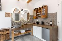 Executive apartment sea & garden view