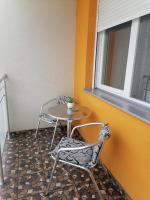 Apartman Zapadni Kej Pirot - B&B Pirot
