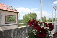 Apartamento con balcón