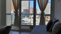 APA Madryn Allegra - céntrico, balcón con vista a la ciudad - Ferienwohnung Puerto Madryn
