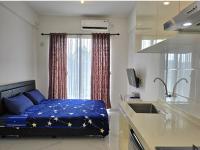 Apt Sky House BSD Studio w/ Pool & Wi-Fi - Bed and Breakfast