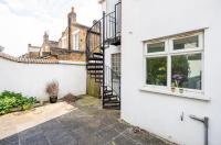Lovely 3-bed 20 minutes to Central London - Chambres d’hôtes