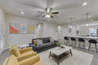 Your Vibrant Dallas Getaway Home - B&B Dallas