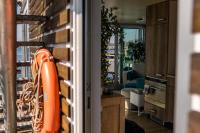 Hausboot Canoga - Bed and Breakfast