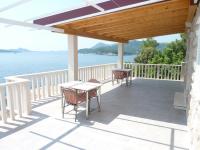 Apartamento de 2 dormitorios con vistas al mar