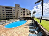 Beautiful Oceanfront, AC In Each Room, Sleeps 6 - B&B Kīhei