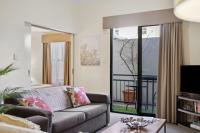 Fabulous Apt in Northbridge with Pool & WiFi - B&B Perth