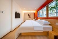 Camera Tripla Standard