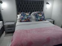 Deluxe Queen Room with Two Queen Beds