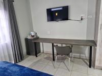 Queen Room with Two Queen Beds - Disability Access