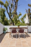 Apartamento con terraza en Playa de Regla. 6. - Chambres d'hôtes Chipiona