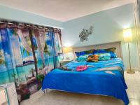 B&B Honolulu - WAIKIKI 2 BEDROOMS, 1 BATH, FREE PARKING, SLEEP 6 - Bed and Breakfast Honolulu