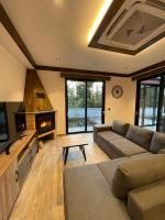 Casa Requinte - Jacuzzi - Chambres d’hôtes Arco da Calheta