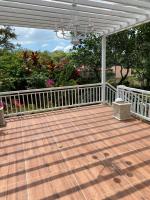 Vacation Garden Home with central aircon, Netflix, billiards, table tennis and karaoke - Chambres d'hôtes Cavite City