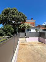 Apartment Happy - Ferienwohnung Dračevac